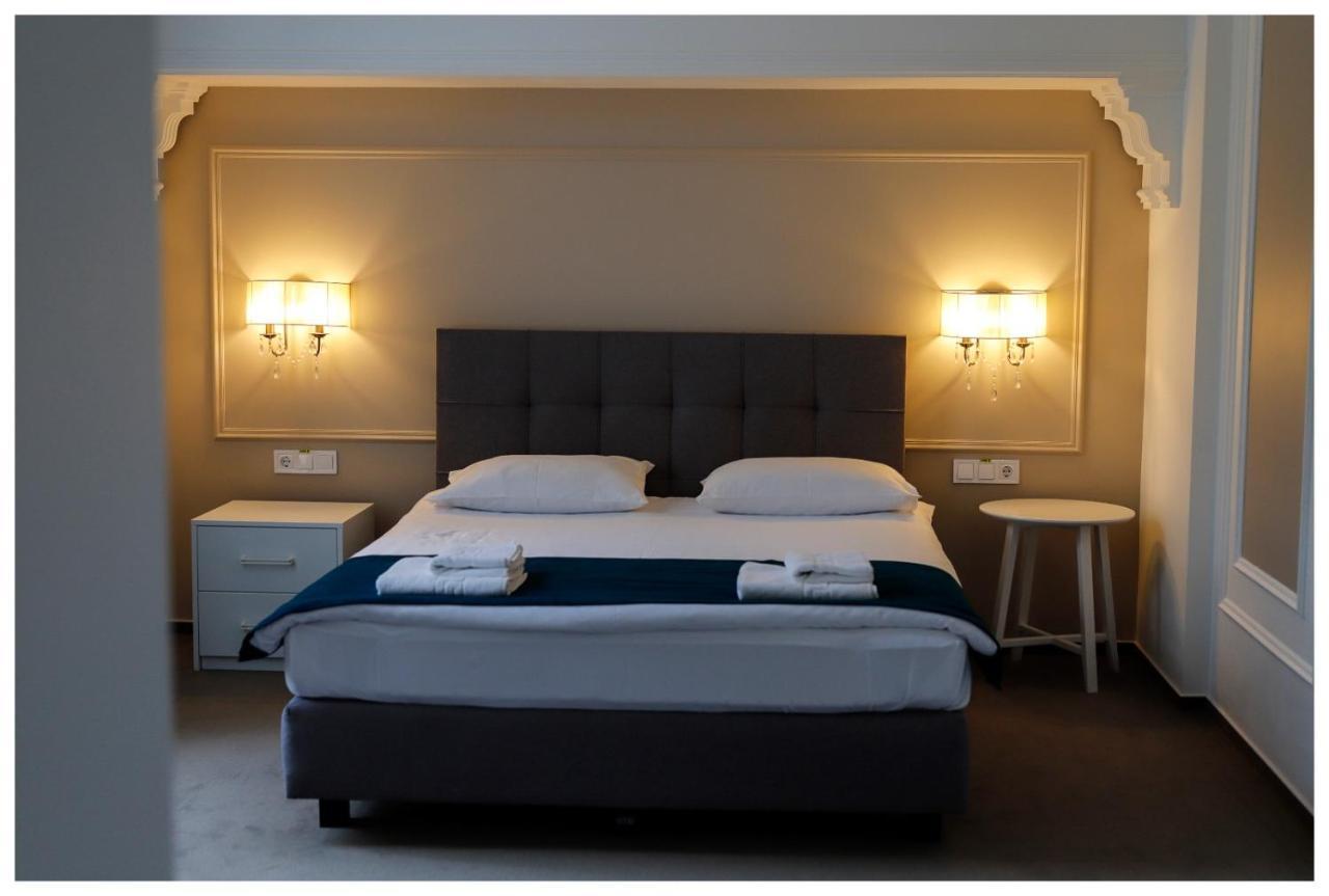 Vila Berlin Hotel Poiana Brasov Esterno foto