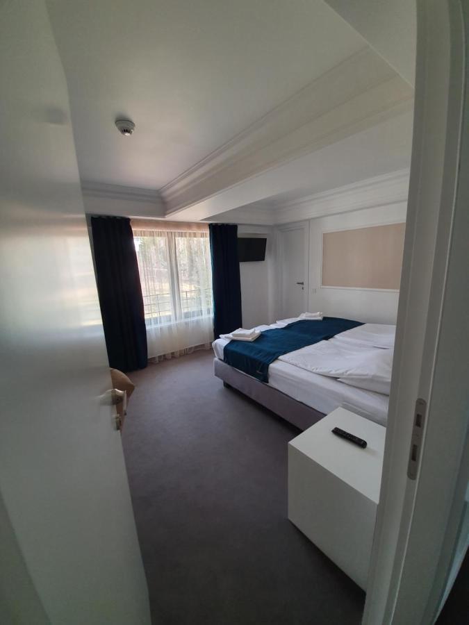 Vila Berlin Hotel Poiana Brasov Esterno foto