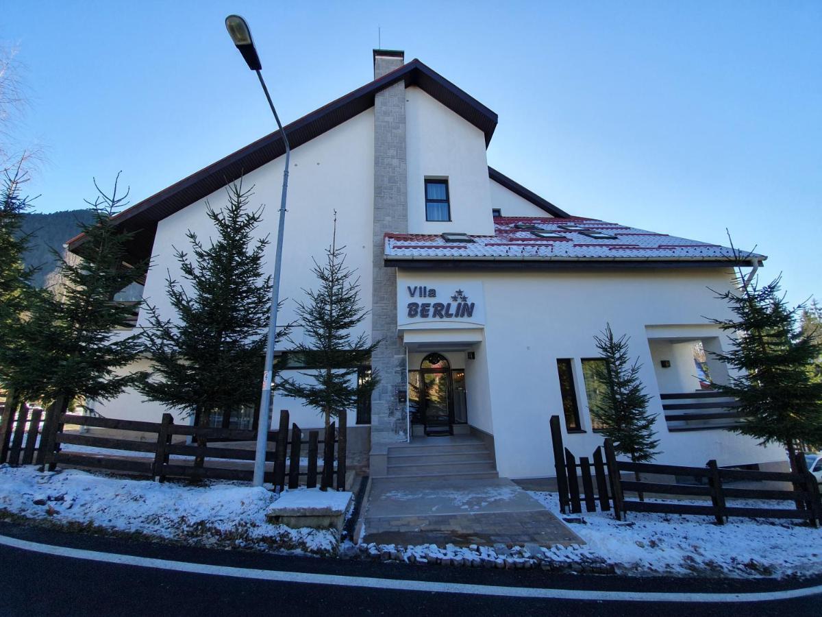 Vila Berlin Hotel Poiana Brasov Esterno foto