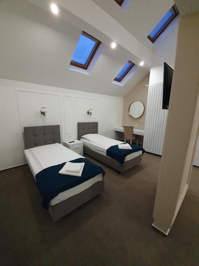 Vila Berlin Hotel Poiana Brasov Esterno foto
