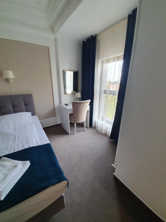 Vila Berlin Hotel Poiana Brasov Esterno foto