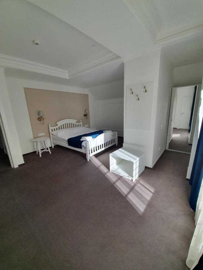Vila Berlin Hotel Poiana Brasov Esterno foto