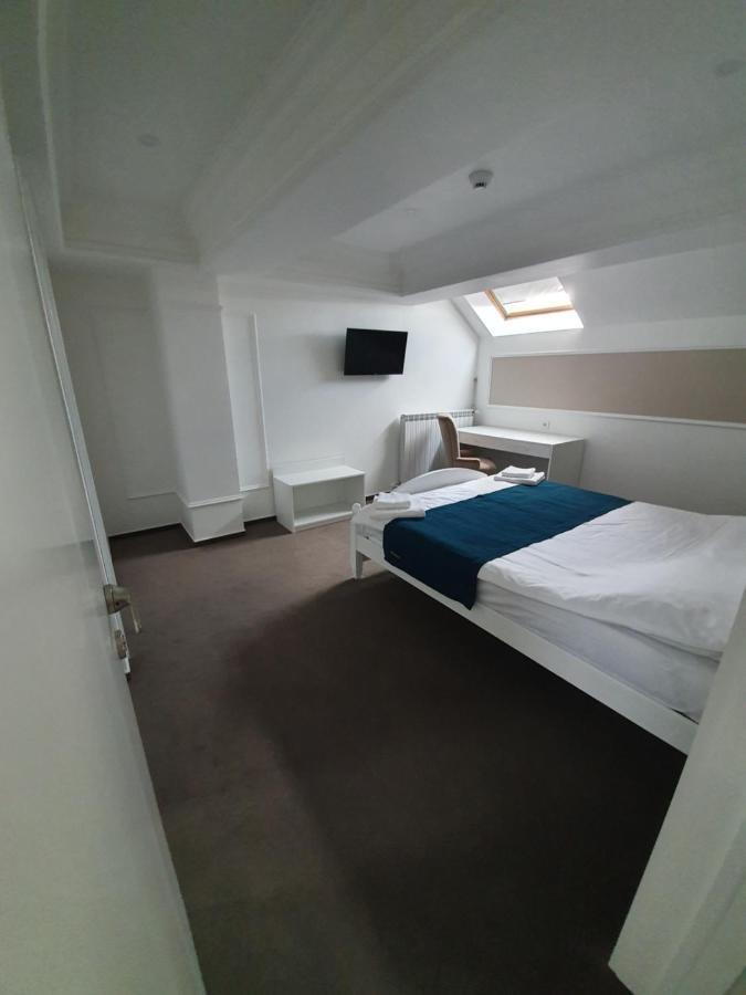 Vila Berlin Hotel Poiana Brasov Esterno foto