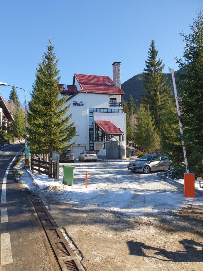 Vila Berlin Hotel Poiana Brasov Esterno foto